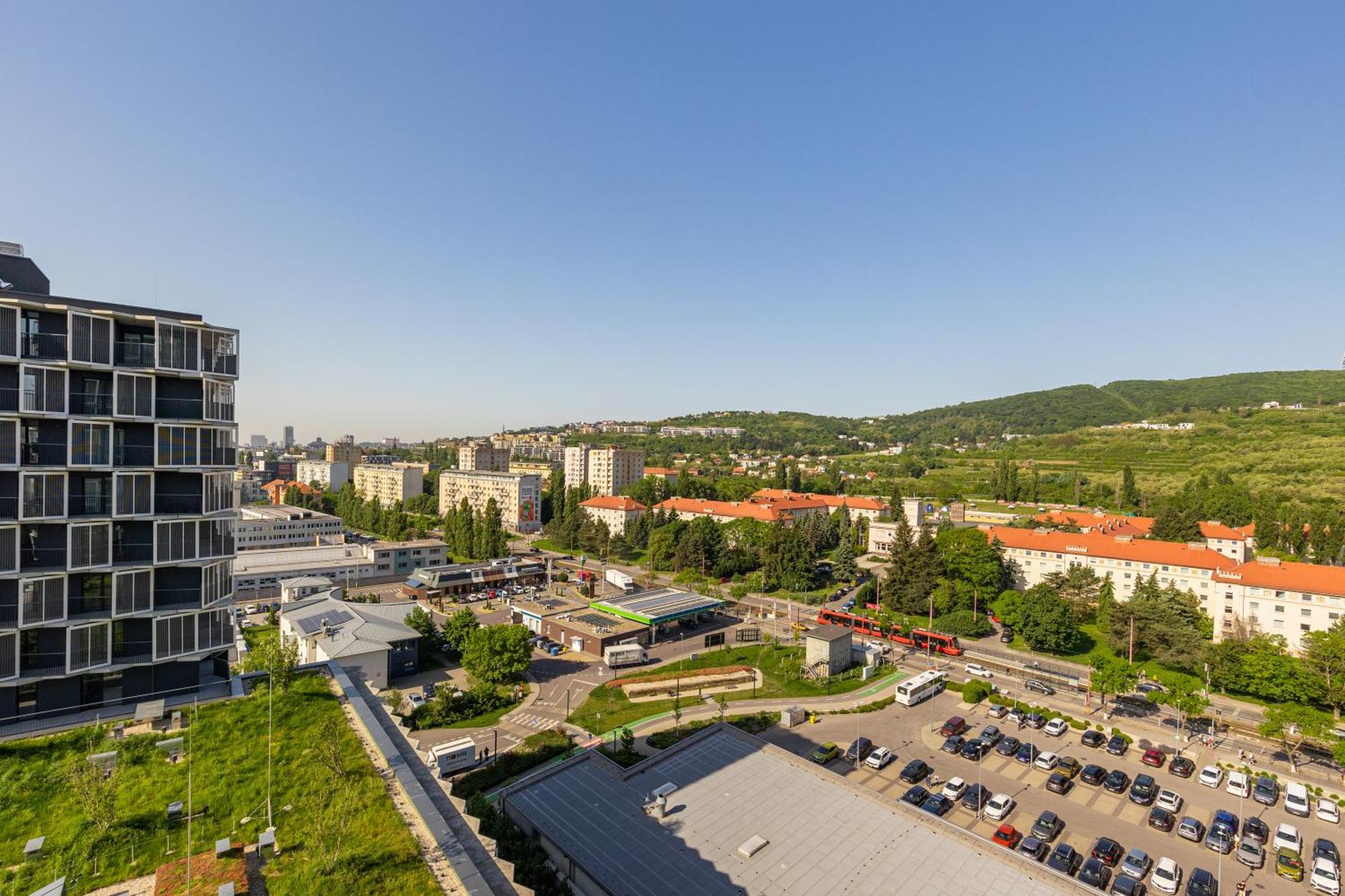 Bnb Slovakia Guthaus 64D Братислава Екстериор снимка